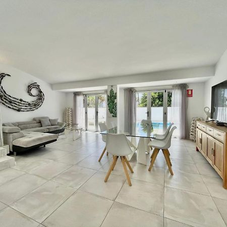 Villa 12 Адехе Экстерьер фото